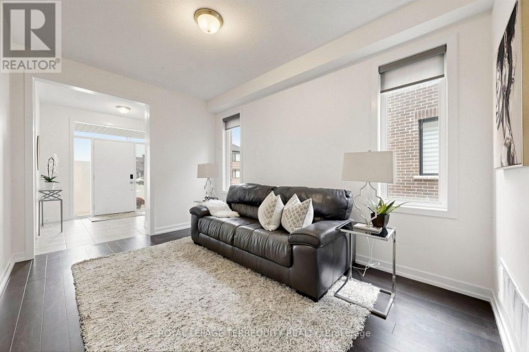1456 ROSE WAY, Milton (CB Cobban), Ontario, L9E1V7
