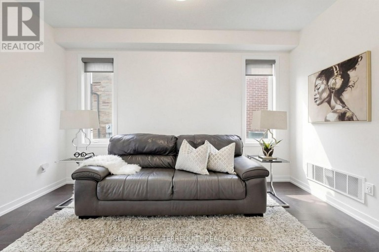 1456 ROSE WAY, Milton (CB Cobban), Ontario, L9E1V7