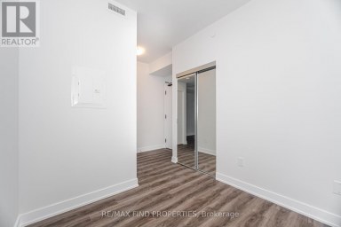 1405 - 430 SQUARE ONE DRIVE Mississauga (City Centre) Ontario photo 10