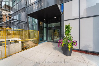 1405 - 430 SQUARE ONE DRIVE Mississauga (City Centre) Ontario photo 3