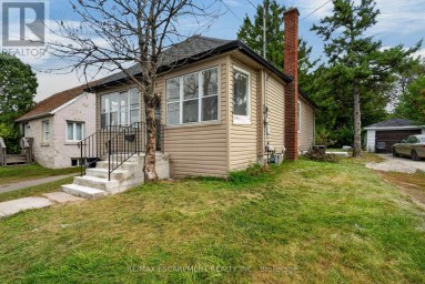 241 WEST 5TH STREET W Hamilton (Bonnington) Ontario photo 1