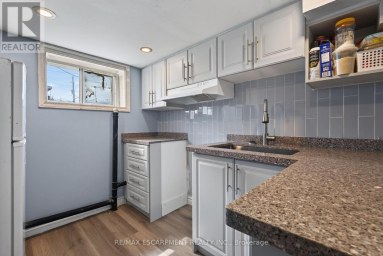241 WEST 5TH STREET W Hamilton (Bonnington) Ontario photo 13