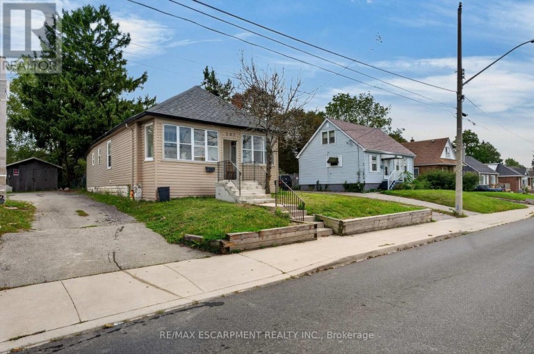 241 WEST 5TH STREET W, Hamilton (Bonnington), Ontario, L9C3N8