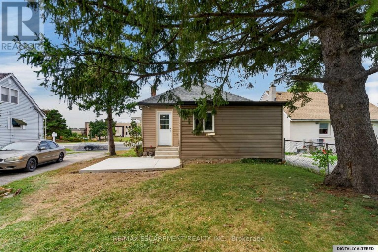 241 WEST 5TH STREET W, Hamilton (Bonnington), Ontario, L9C3N8