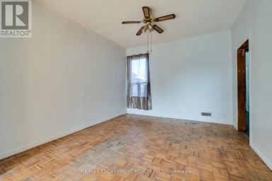 23 OAK AVENUE Hamilton (Landsdale) Ontario photo 14