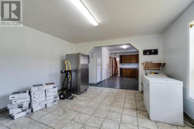 23 OAK AVENUE Hamilton (Landsdale) Ontario photo 27