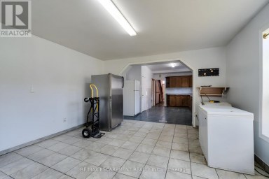 23 OAK AVENUE Hamilton (Landsdale) Ontario photo 28