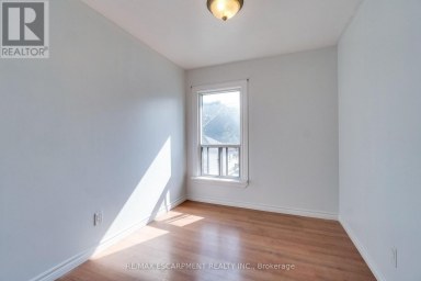 23 OAK AVENUE Hamilton (Landsdale) Ontario photo 35