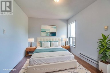 23 OAK AVENUE Hamilton (Landsdale) Ontario photo 43