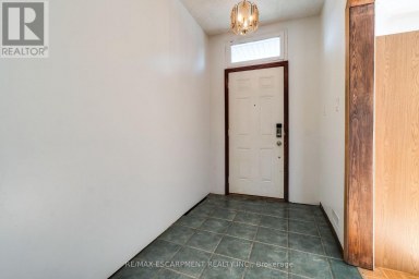 23 OAK AVENUE Hamilton (Landsdale) Ontario photo 5
