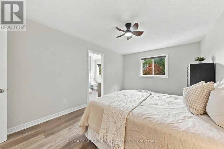 96 SPRINGVALLEY CRESCENT, Hamilton (Gourley), Ontario, L9C7X3
