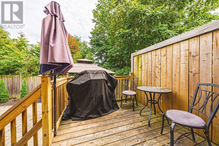 96 SPRINGVALLEY CRESCENT, Hamilton (Gourley), Ontario, L9C7X3