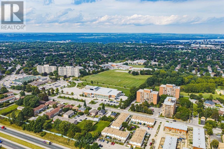 96 SPRINGVALLEY CRESCENT, Hamilton (Gourley), Ontario, L9C7X3