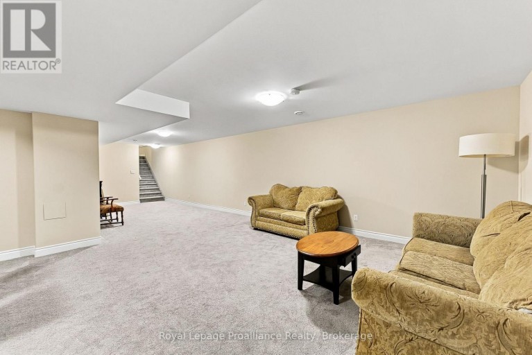 8 FERRIS COURT, Trent Hills (Campbellford), Ontario, K0L1L0
