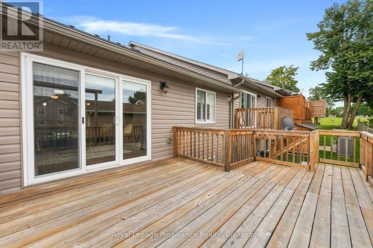 8 FERRIS COURT, Trent Hills (Campbellford), Ontario, K0L1L0