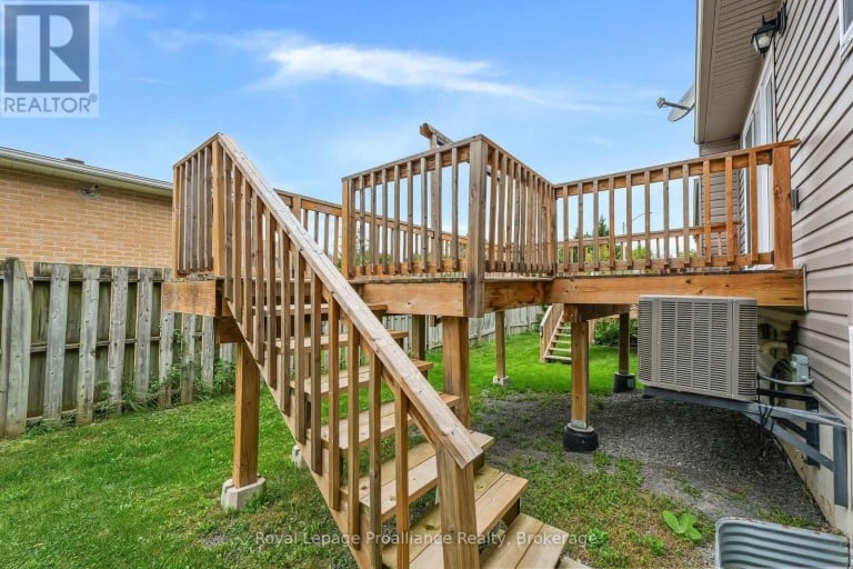 8 FERRIS COURT, Trent Hills (Campbellford), Ontario, K0L1L0