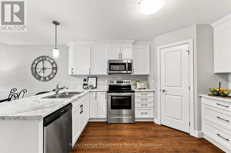 8 FERRIS COURT, Trent Hills (Campbellford), Ontario, K0L1L0