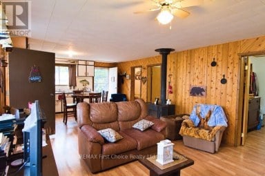 214 EAGLE NEST ROAD Greenstone Ontario photo 3