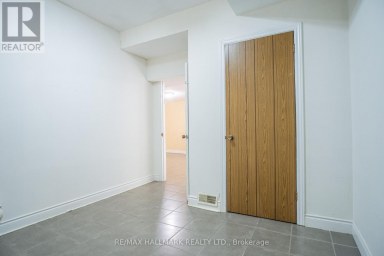 BASEMENT - 399 LAWRENCE AVENUE W Toronto (Bedford Park-Nortown) Ontario photo 13