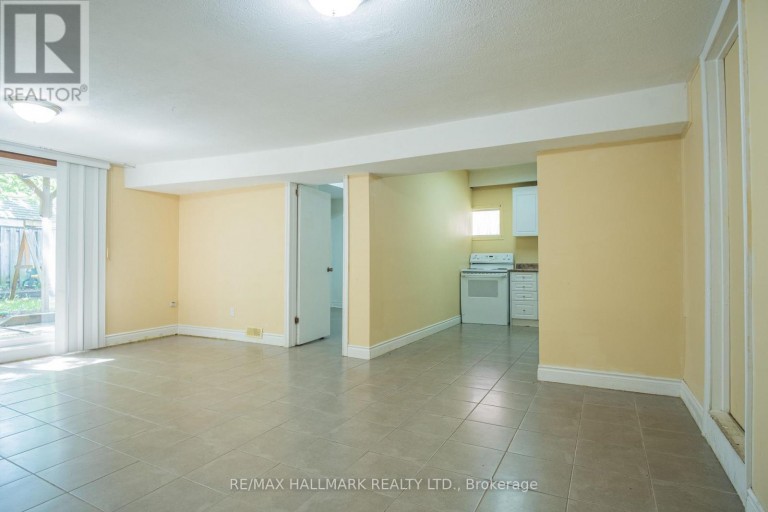BASEMENT - 399 LAWRENCE AVENUE W, Toronto (Bedford Park-Nortown), Ontario, M5M1C1