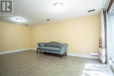 BASEMENT - 399 LAWRENCE AVENUE W Toronto (Bedford Park-Nortown) Ontario photo 6