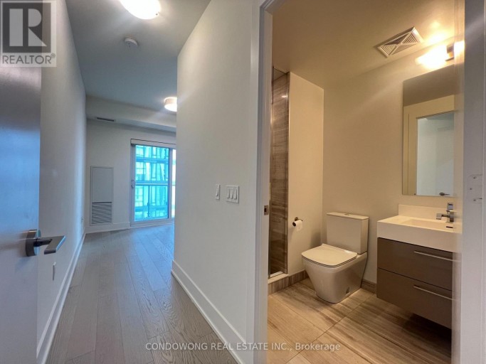 3801 - 1 YORKVILLE AVENUE, Toronto (Annex), Ontario, M4W0B1