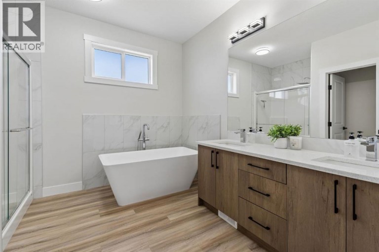 474 Clydesdale Way, Cochrane, Alberta, T4C3B5