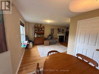 UPPER - 22 EAGLESTONE LANE Barrie (Ardagh) Ontario photo 4