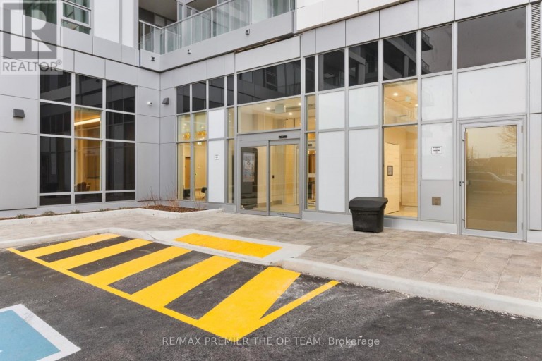 204 - 500 PLAINS ROAD E, Burlington (LaSalle), Ontario, L7T0C8
