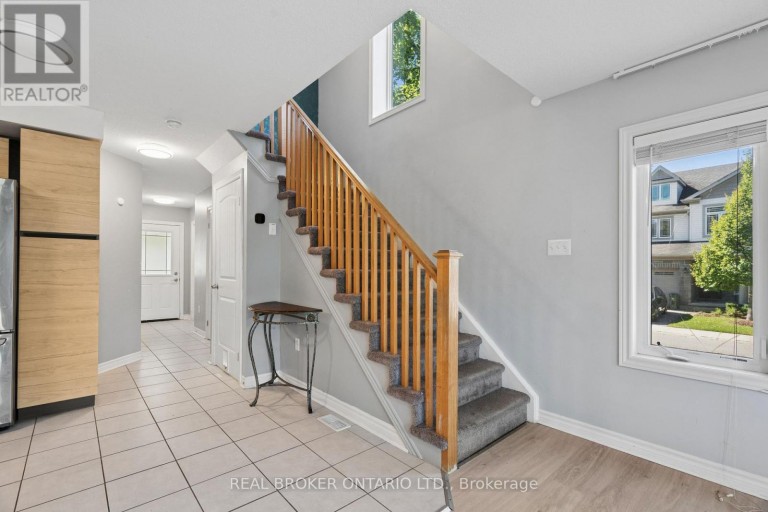 30K - 30 KINGSBURY SQUARE, Guelph (Pineridge/Westminster Woods), Ontario, N1L0K6