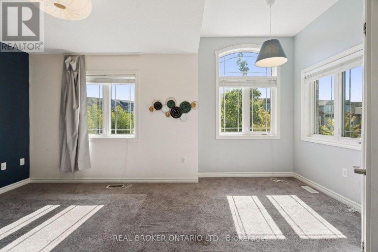30K - 30 KINGSBURY SQUARE, Guelph (Pineridge/Westminster Woods), Ontario, N1L0K6