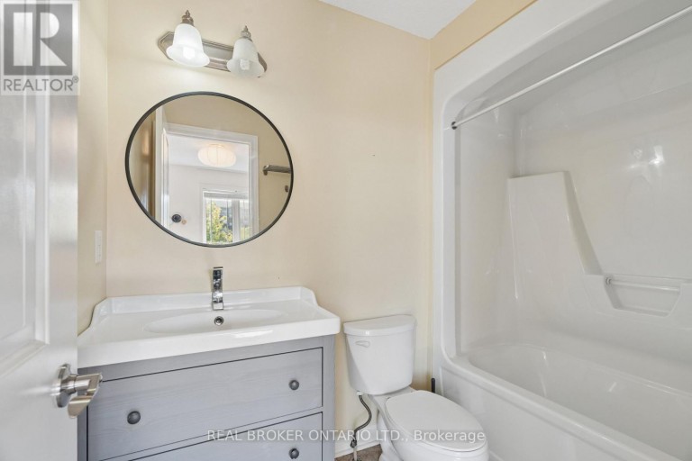30K - 30 KINGSBURY SQUARE, Guelph (Pineridge/Westminster Woods), Ontario, N1L0K6