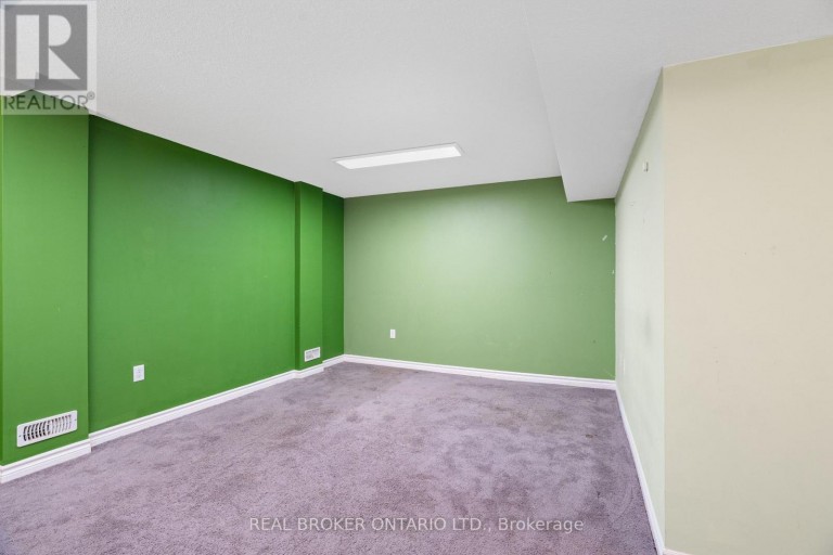 30K - 30 KINGSBURY SQUARE, Guelph (Pineridge/Westminster Woods), Ontario, N1L0K6