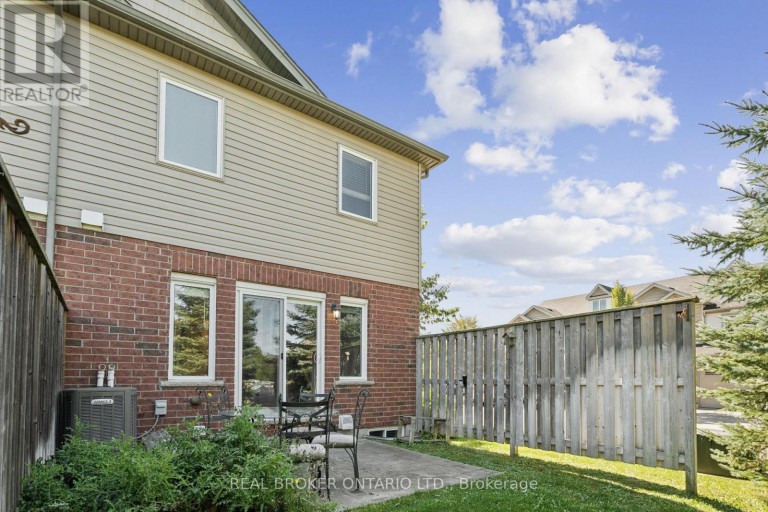 30K - 30 KINGSBURY SQUARE, Guelph (Pineridge/Westminster Woods), Ontario, N1L0K6
