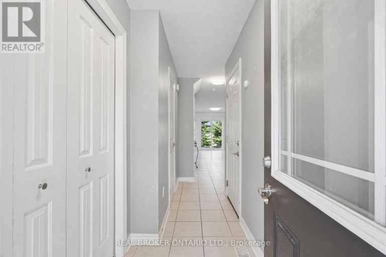 30K - 30 KINGSBURY SQUARE, Guelph (Pineridge/Westminster Woods), Ontario, N1L0K6