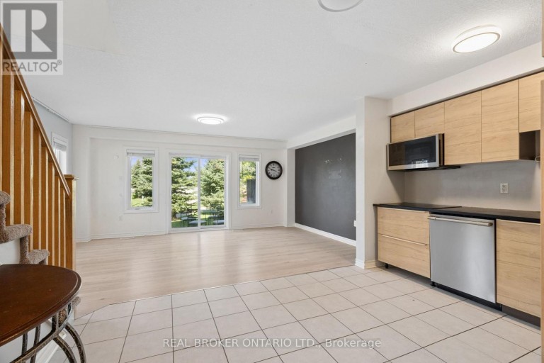 30K - 30 KINGSBURY SQUARE, Guelph (Pineridge/Westminster Woods), Ontario, N1L0K6