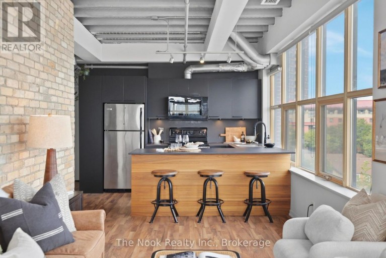 603 - 736 DUNDAS STREET E, Toronto (Regent Park), Ontario, M5A2C5