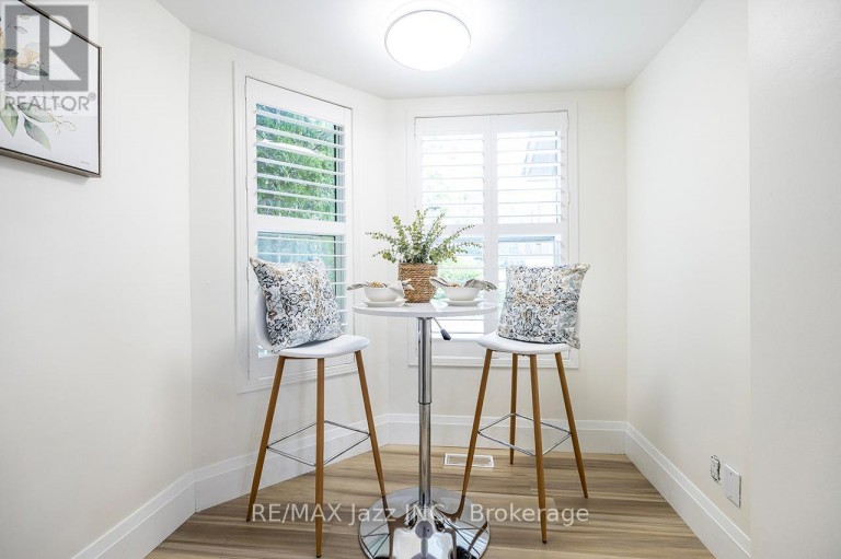 1236 BAYVIEW STREET, Pickering (Bay Ridges), Ontario, L1W1E6