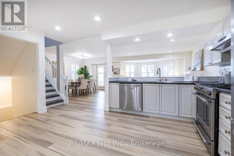 1236 BAYVIEW STREET, Pickering (Bay Ridges), Ontario, L1W1E6