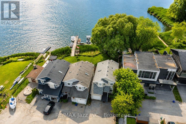 1236 BAYVIEW STREET, Pickering (Bay Ridges), Ontario, L1W1E6