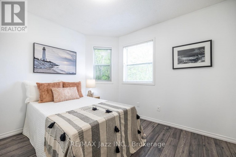 1236 BAYVIEW STREET, Pickering (Bay Ridges), Ontario, L1W1E6