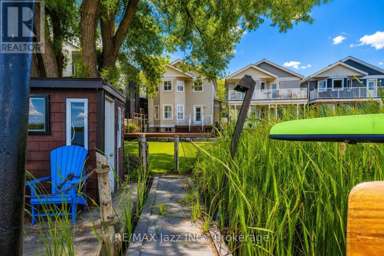 1236 BAYVIEW STREET, Pickering (Bay Ridges), Ontario, L1W1E6