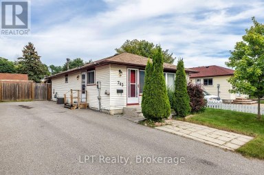 745 GRANDVIEW DRIVE Oshawa (Donevan) Ontario photo 2