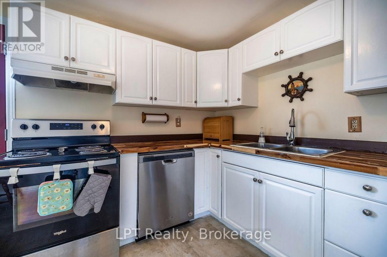 745 GRANDVIEW DRIVE, Oshawa (Donevan), Ontario, L1H7W5