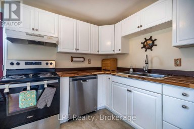 745 GRANDVIEW DRIVE Oshawa (Donevan) Ontario photo 7