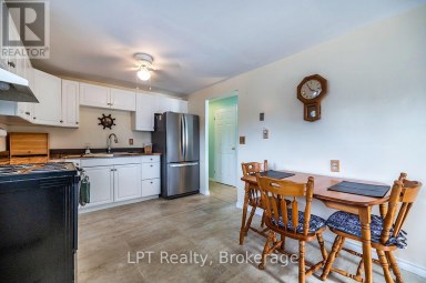 745 GRANDVIEW DRIVE Oshawa (Donevan) Ontario photo 9