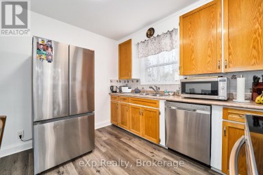 638 LAVAL COURT Oshawa (Vanier) Ontario photo 16