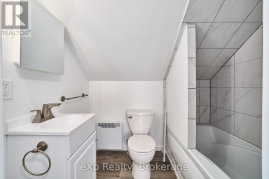 638 LAVAL COURT Oshawa (Vanier) Ontario photo 41