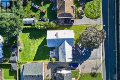 638 LAVAL COURT Oshawa (Vanier) Ontario photo 8