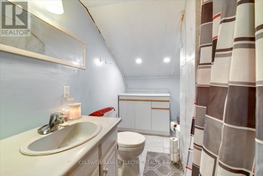 450 THOMASBURG ROAD Centre Hastings Ontario photo 17